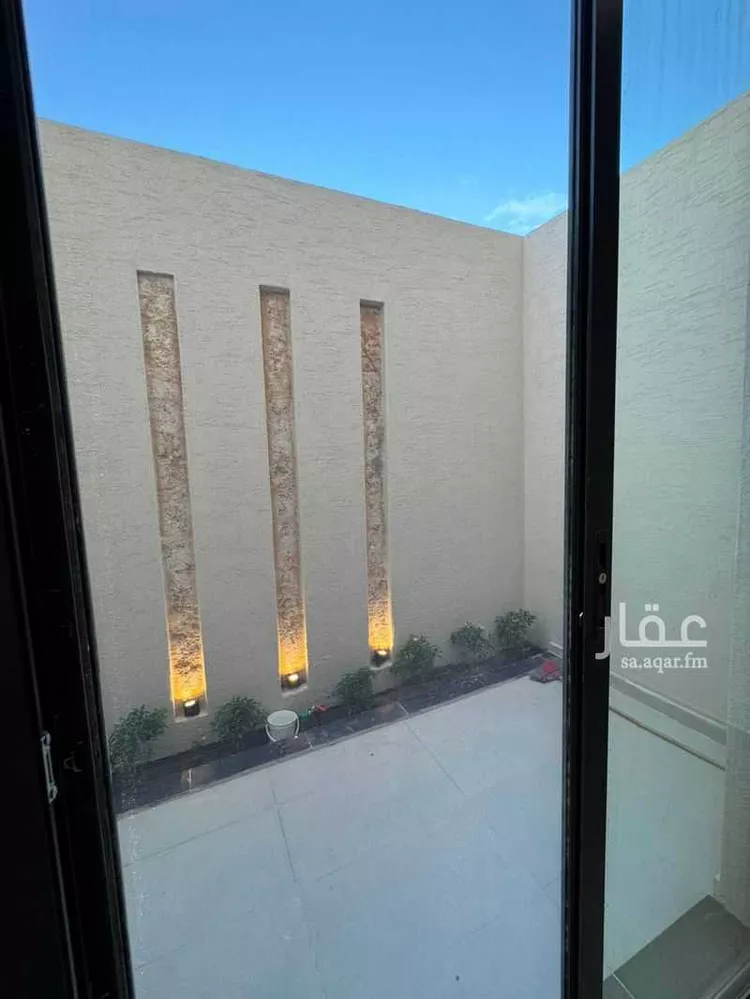 دور للبيع في شارع أويس القرني, حي القادسية, مدينة الرياض, منطقة الرياض صورة 4