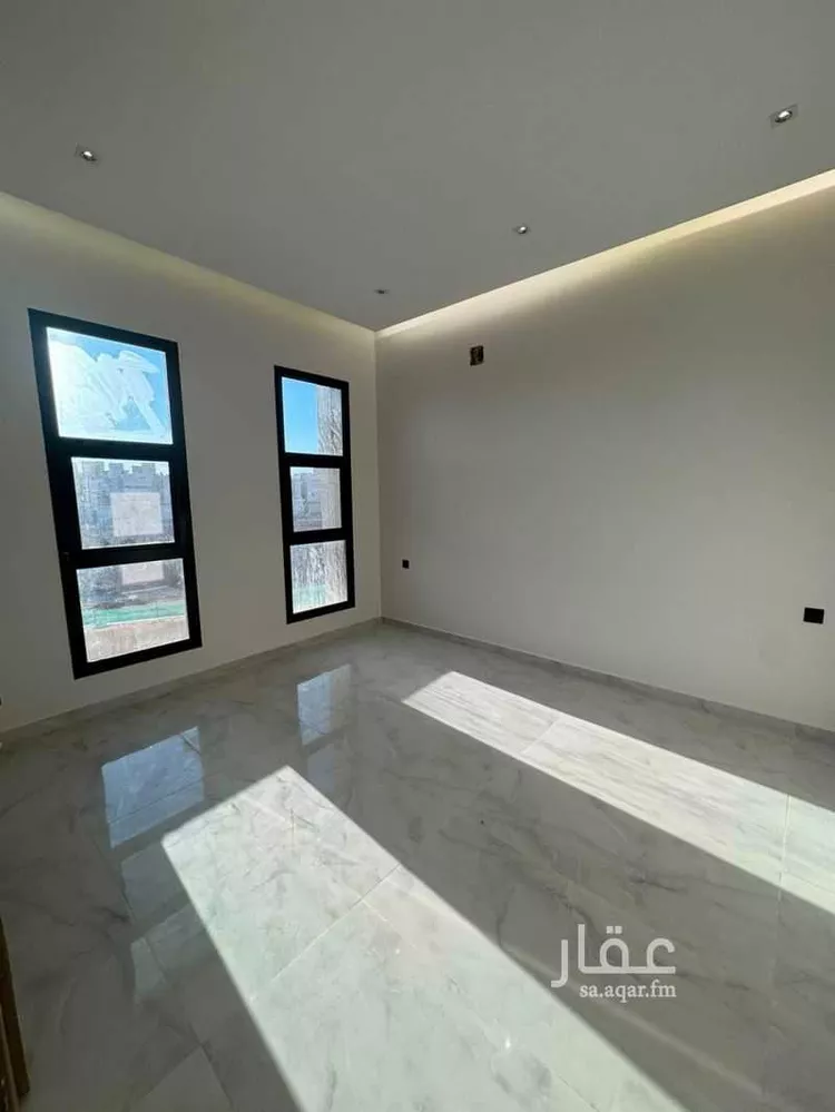 Floor for Sale in Riyadh Al Qadisiyah صورة 2