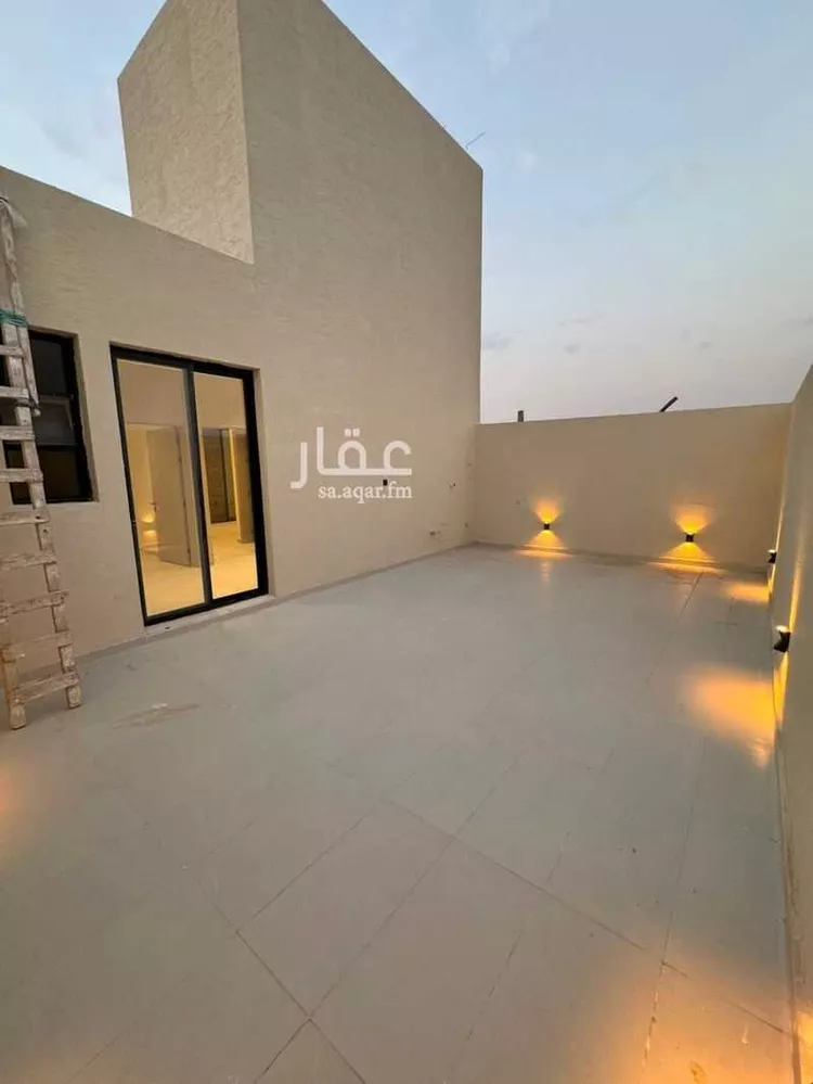 دور للبيع في شارع عبدالله بن محمد بن المهندس, حي القادسية, مدينة الرياض, منطقة الرياض 7