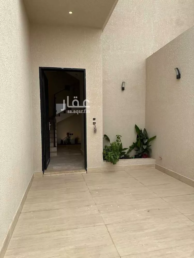 دور للبيع في شارع احمد محمد جمال, حي البيان, مدينة الرياض, منطقة الرياض صورة 5