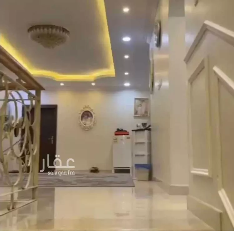 فيلا للبيع في شارع يزيد المحاربي, حي إشبيلية, مدينة الرياض, منطقة الرياض صورة 3