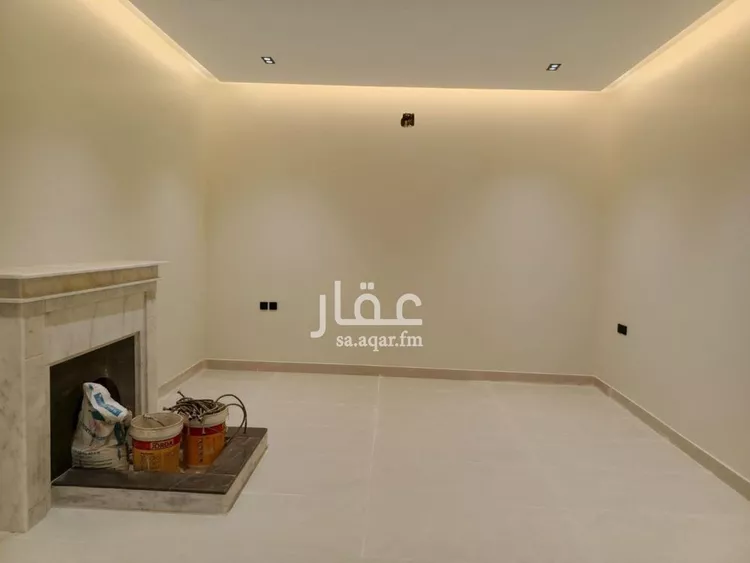 فيلا للبيع في شارع محمد بن الربيع, القادسية, الرياض 6