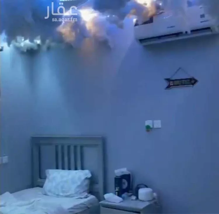 فيلا للبيع في شارع يزيد المحاربي, حي إشبيلية, مدينة الرياض, منطقة الرياض صورة 4