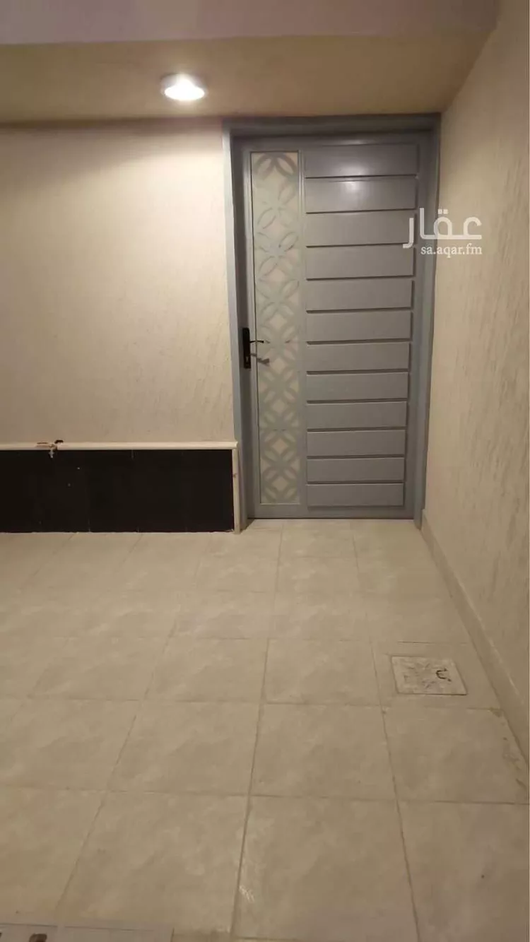 دور للبيع في شارع محمد ماجد , حي بدر, مدينة الرياض, منطقة الرياض