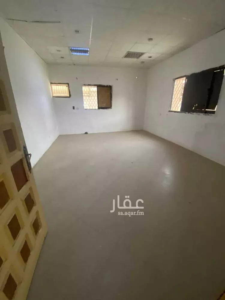 فيلا للبيع في شارع الشعاب, حي السويدي, مدينة الرياض, منطقة الرياض صورة 2