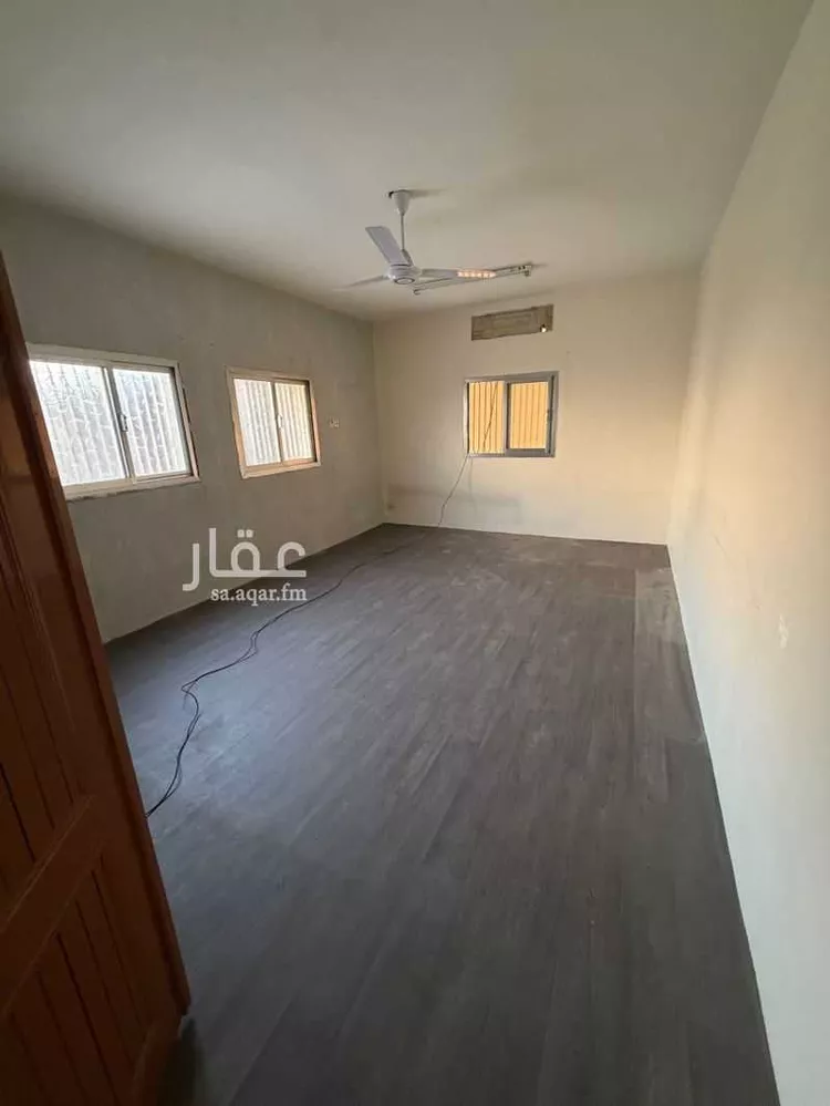 فيلا للبيع في شارع عبدالله المطرودي, حي الزهرة, مدينة الرياض, منطقة الرياض صورة 2