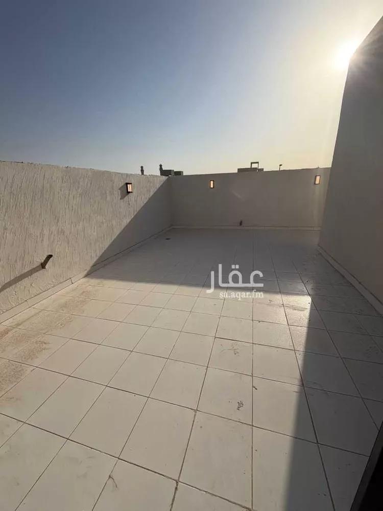 دور للبيع في شارع عميد الجيوش, حي السويدي, مدينة الرياض, منطقة الرياض صورة 2