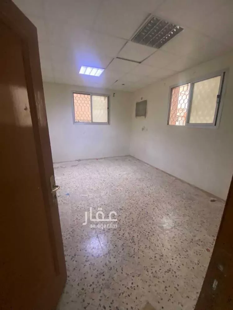 فيلا للبيع في شارع الشعاب, حي السويدي, مدينة الرياض, منطقة الرياض صورة 5