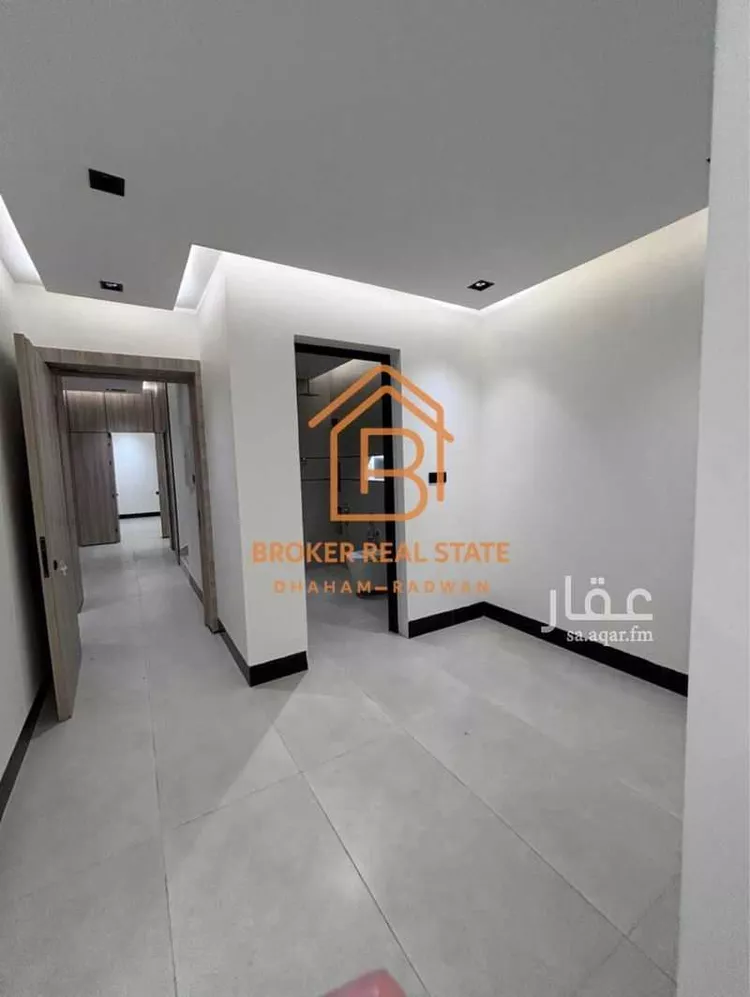 فيلا للإيجار في شارع النابغة الغنوي, حي الرمال, مدينة الرياض, منطقة الرياض صورة 3