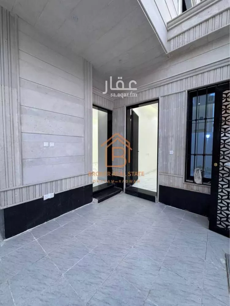 فيلا للبيع في شارع الأمير مساعد بن عبدالرحمن بن فيصل, حي العريجاء الغربي, مدينة الرياض, منطقة الرياض صورة 4