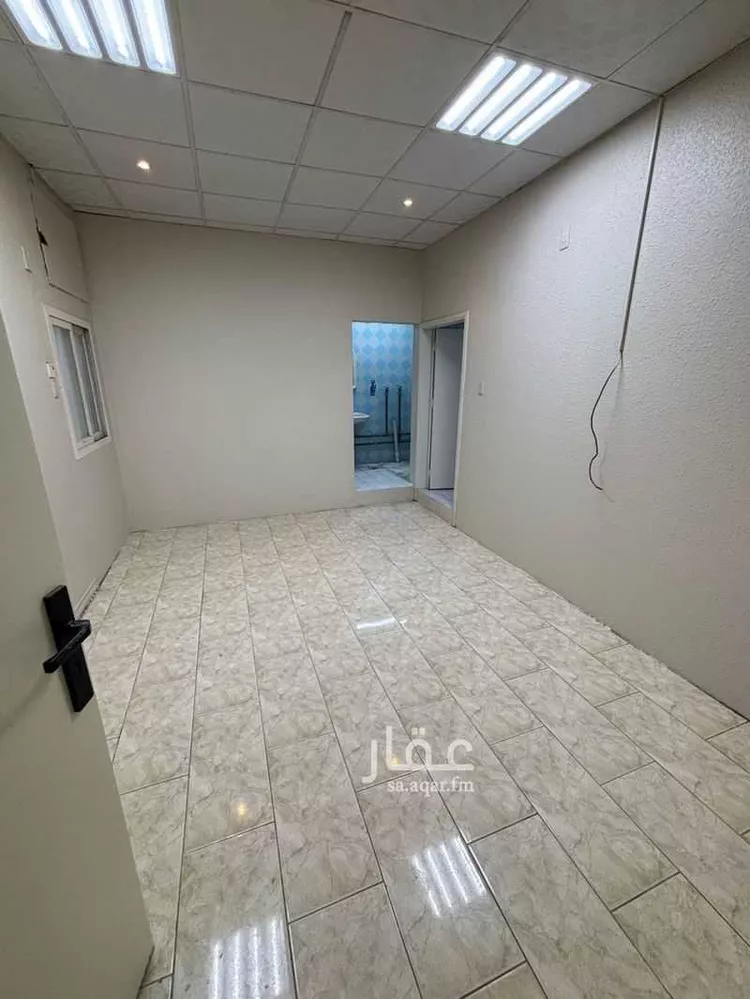 شقة للإيجار في شارع الامير سلطان, حي المسعودي, مدينة الاحساء, المنطقة الشرقية صورة 3