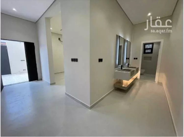 فيلا للبيع في شارع عقرباء 237, حي عقرباء, مدينة امارة منطقة الرياض - الجبيله, منطقة الرياض صورة 2
