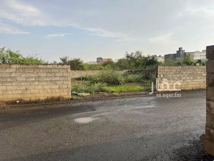 أرض للبيع في شارع الحسين بن علي ، حي الضرس ، محايل عسير ، محايل