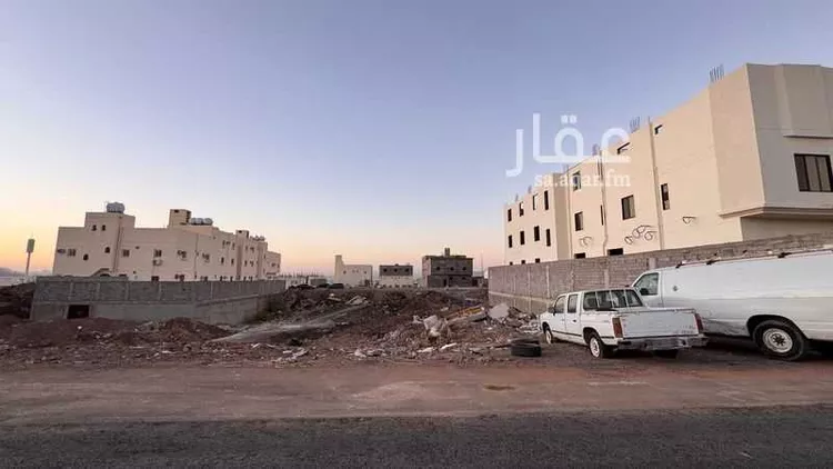 أرض للبيع في شارع خالد بن قيس الأنصاري ، حي نبلاء ، المدينة المنورة ، منطقة المدينة المنورة صورة 3