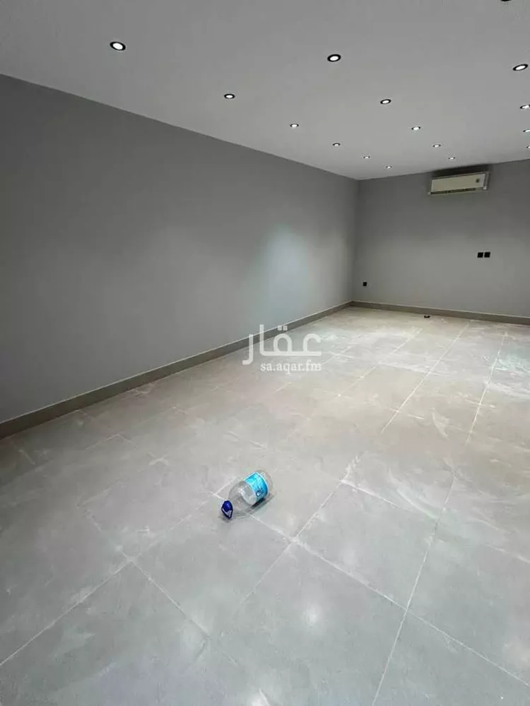 عمارة للإيجار في شارع عثمان الدرني, حي المطار, مدينة المجمعة, منطقة الرياض صورة 3