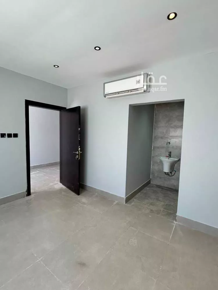 عمارة للإيجار في شارع عثمان الدرني, حي المطار, مدينة المجمعة, منطقة الرياض 7