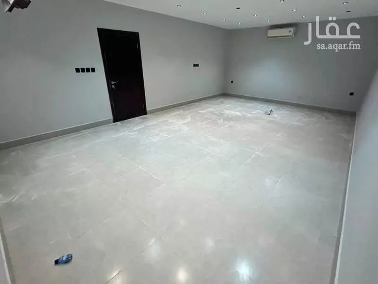 عمارة للإيجار في شارع عثمان الدرني, حي المطار, مدينة المجمعة, منطقة الرياض 8