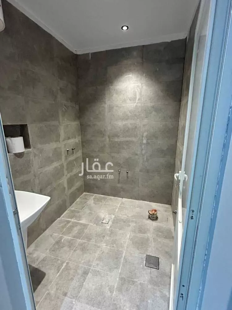 عمارة للإيجار في شارع عثمان الدرني, حي المطار, مدينة المجمعة, منطقة الرياض صورة 4