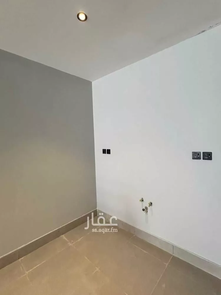 عمارة للإيجار في شارع عثمان الدرني, حي المطار, مدينة المجمعة, منطقة الرياض 12