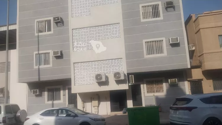 عمارة للبيع في شارع الخرج, حي الثقبة, مدينة الخبر, المنطقة الشرقية