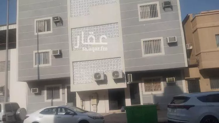 عمارة للبيع في شارع حائل, حي الثقبة, مدينة الخبر, المنطقة الشرقية