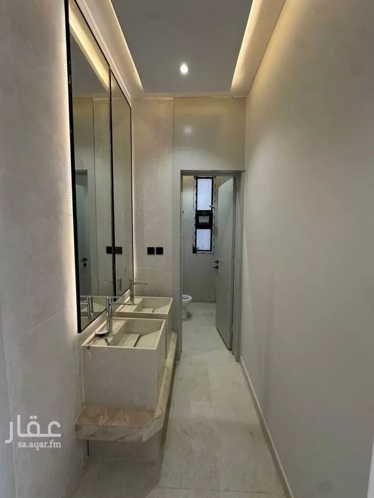 Floor for Sale in Riyadh Tuwaiq 17