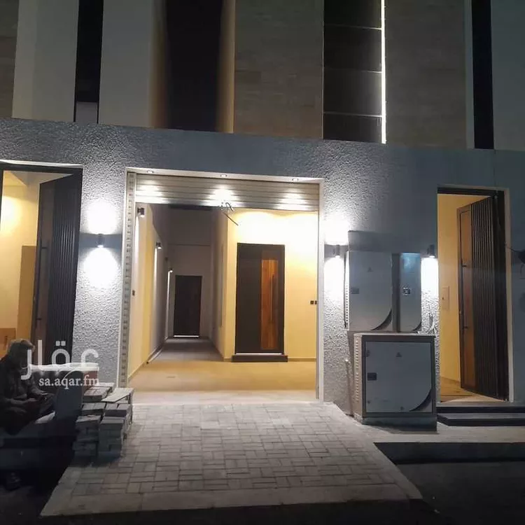 Floor for Sale in Riyadh Tuwaiq