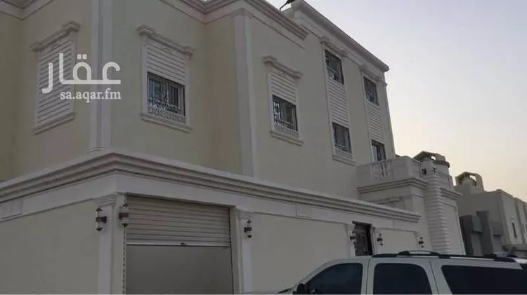 فيلا للبيع في شارع ابراهيم الصديقي, حي المهدية, مدينة الرياض, منطقة الرياض صورة 2