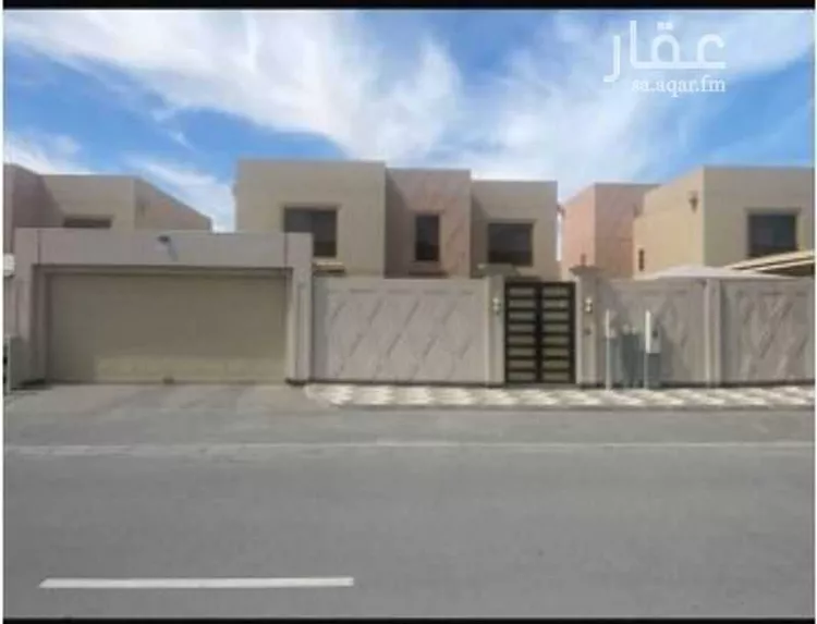 فيلا للبيع في شارع شارع الفل 3, حي المطرفية, مدينة مدينه الجبيل الصناعيه, المنطقة الشرقية
