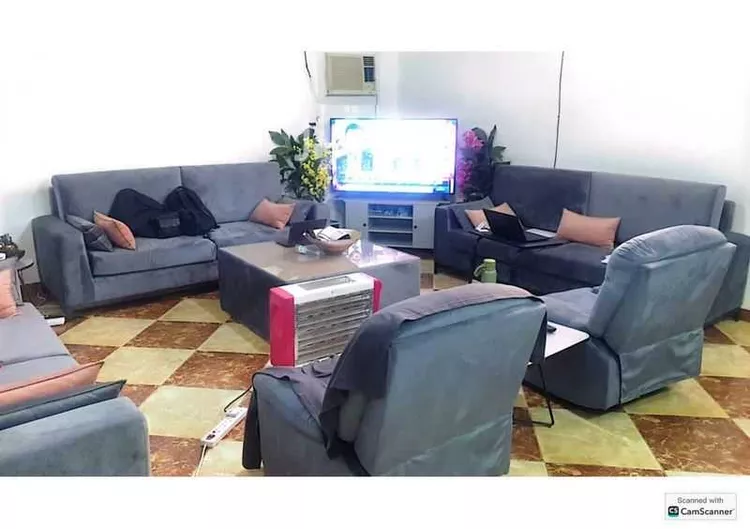 فيلا للبيع في شارع الفرش, حي إشبيلية, مدينة الرياض, منطقة الرياض صورة 5