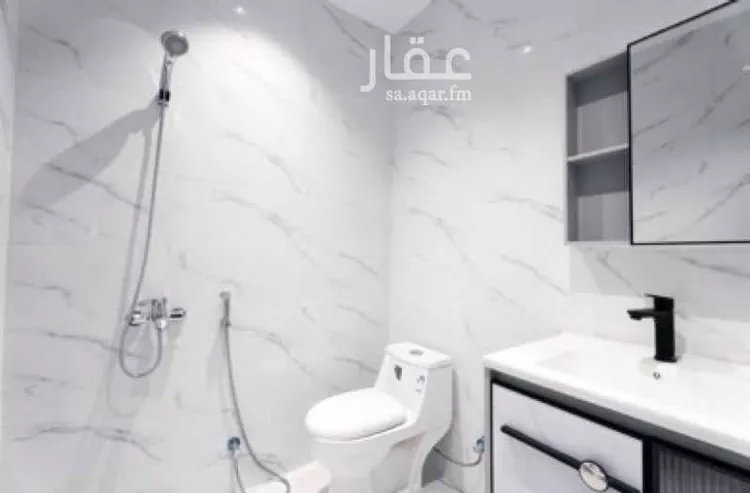 غرفة للإيجار في شارع محمد بن عبدالعزيز الدغيثر, حي الملقا, مدينة الرياض, منطقة الرياض صورة 2