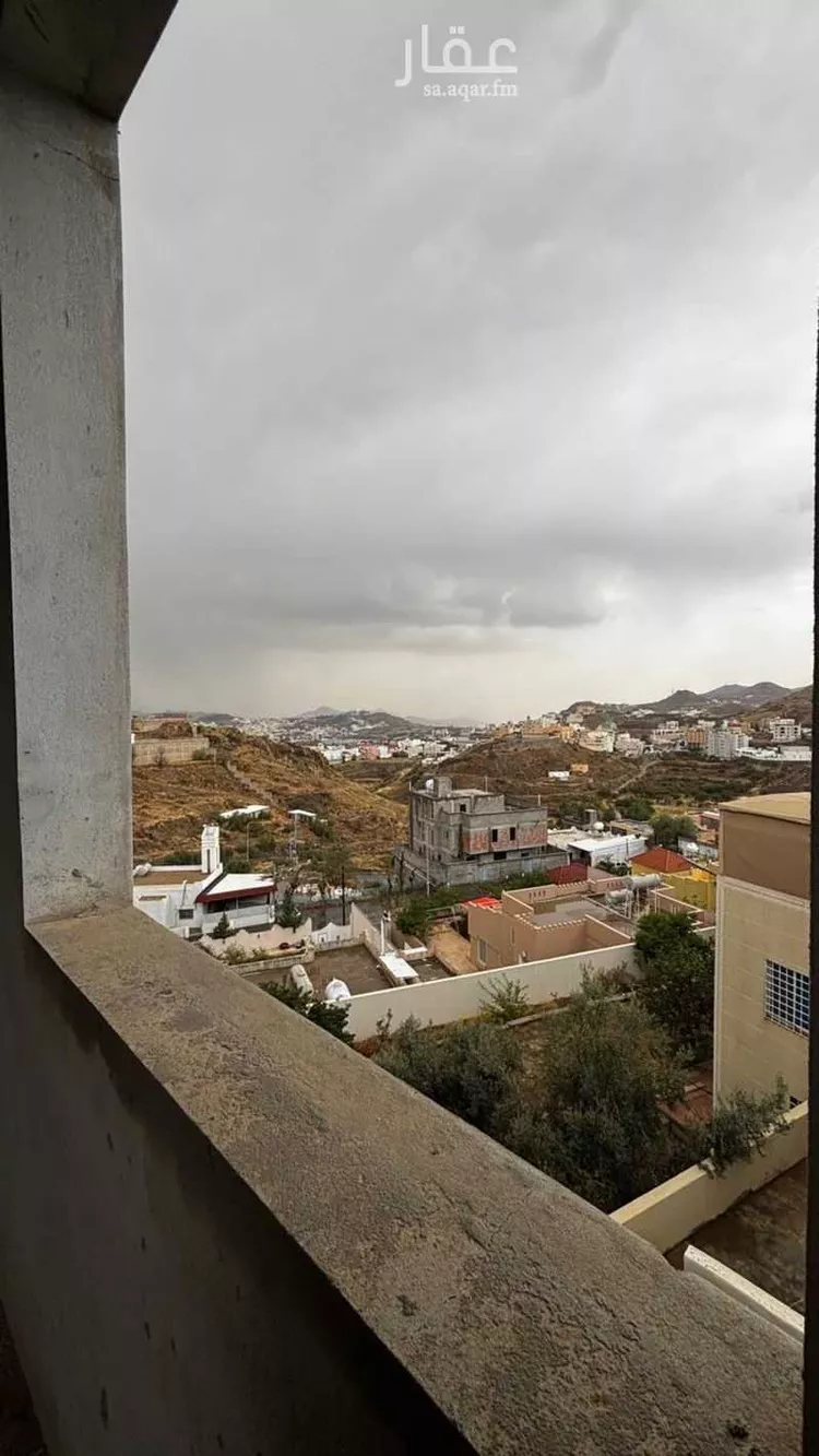 عمارة للبيع في شارع عبدالرحمن الاشعري ، حي الخالدية ، ابها ، منطقة عسير صورة 3