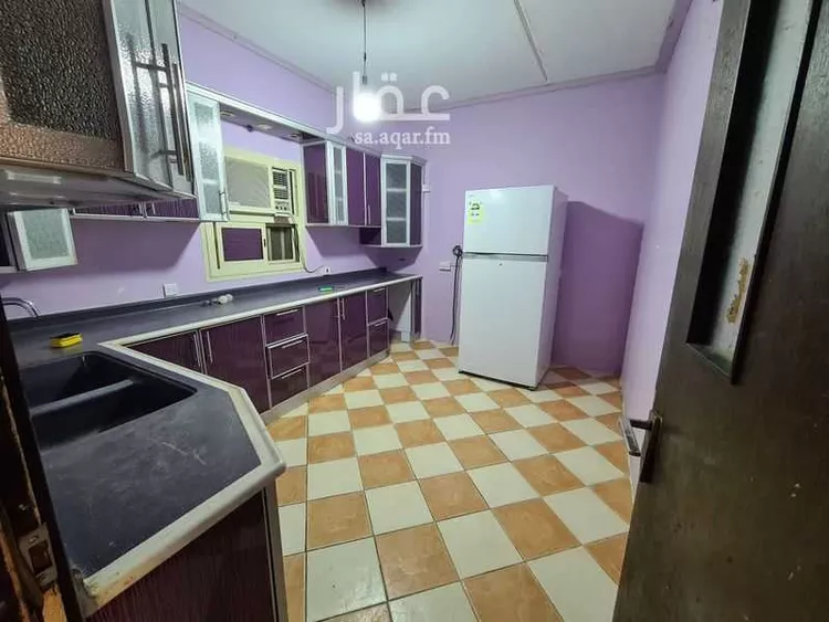 شقة للبيع في شارع 9799607, حي الإسكان, مدينة الدمام, المنطقة الشرقية صورة 3