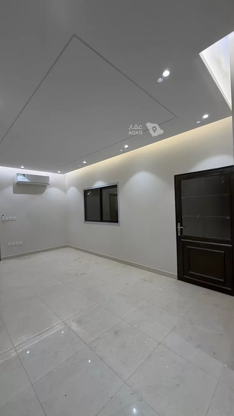 Floor for Rent in Riyadh Al Qirawan 7