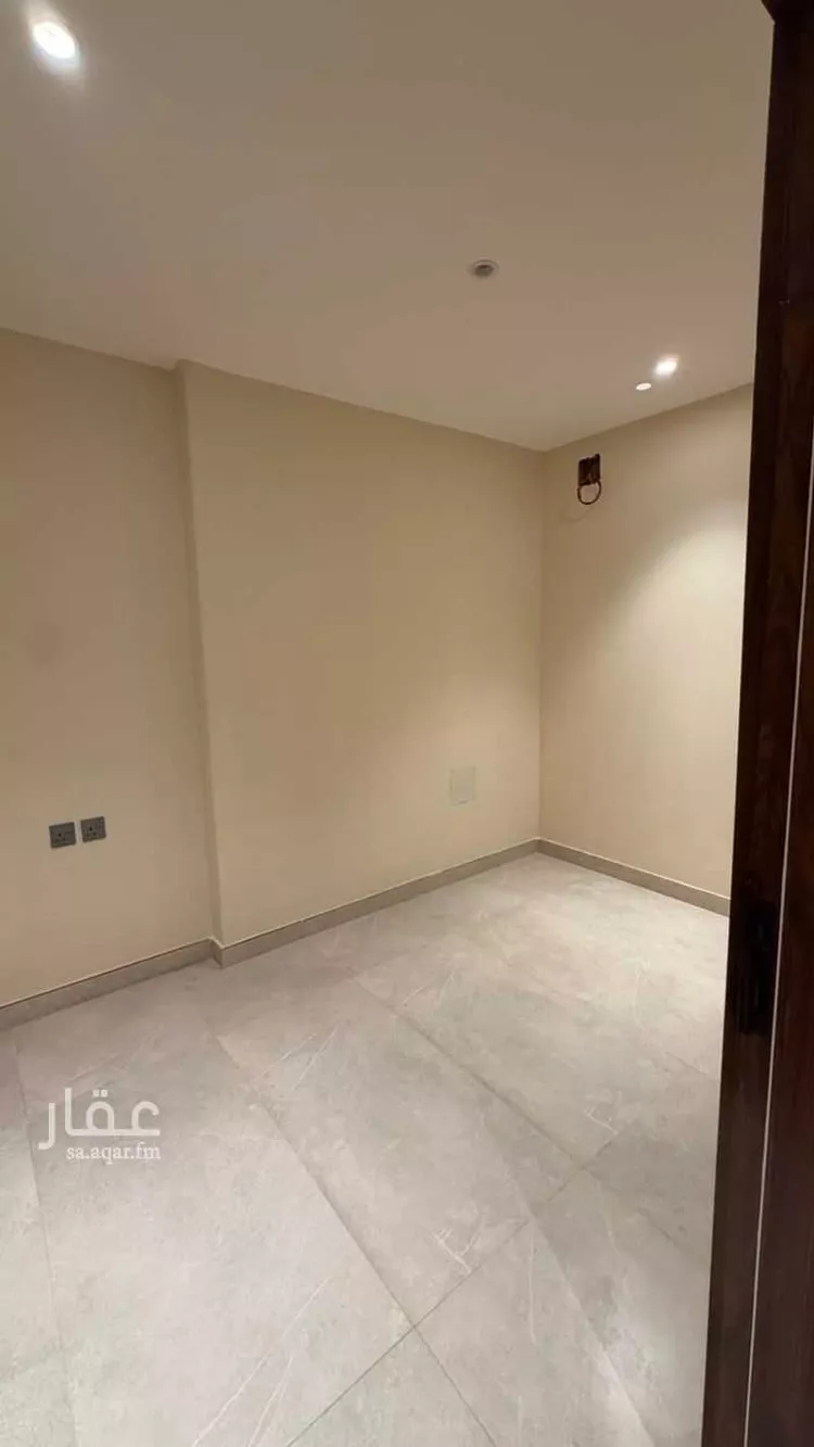 Floor for Rent in Riyadh As Sahafah 6