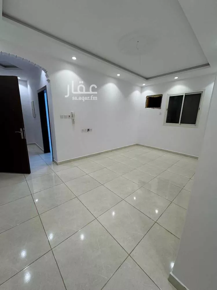 شقة للإيجار في شارع الفخر الأصبهاني, حي السعادة, مدينة الرياض, منطقة الرياض