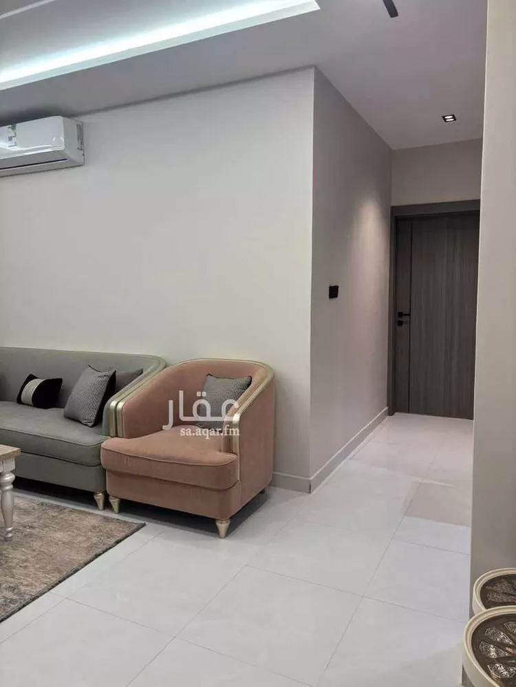 فيلا للبيع في شارع ابن طوق الكاتب ، حي المونسية ، الرياض ، منطقة الرياض