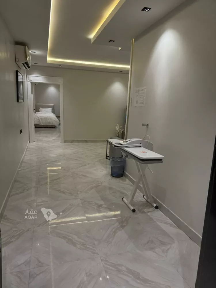 Floor for Rent in Riyadh Sultanah 9