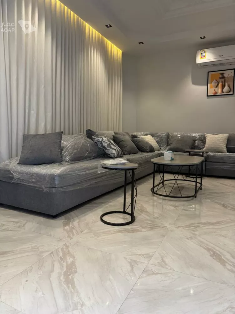 Floor for Rent in Riyadh Sultanah 23