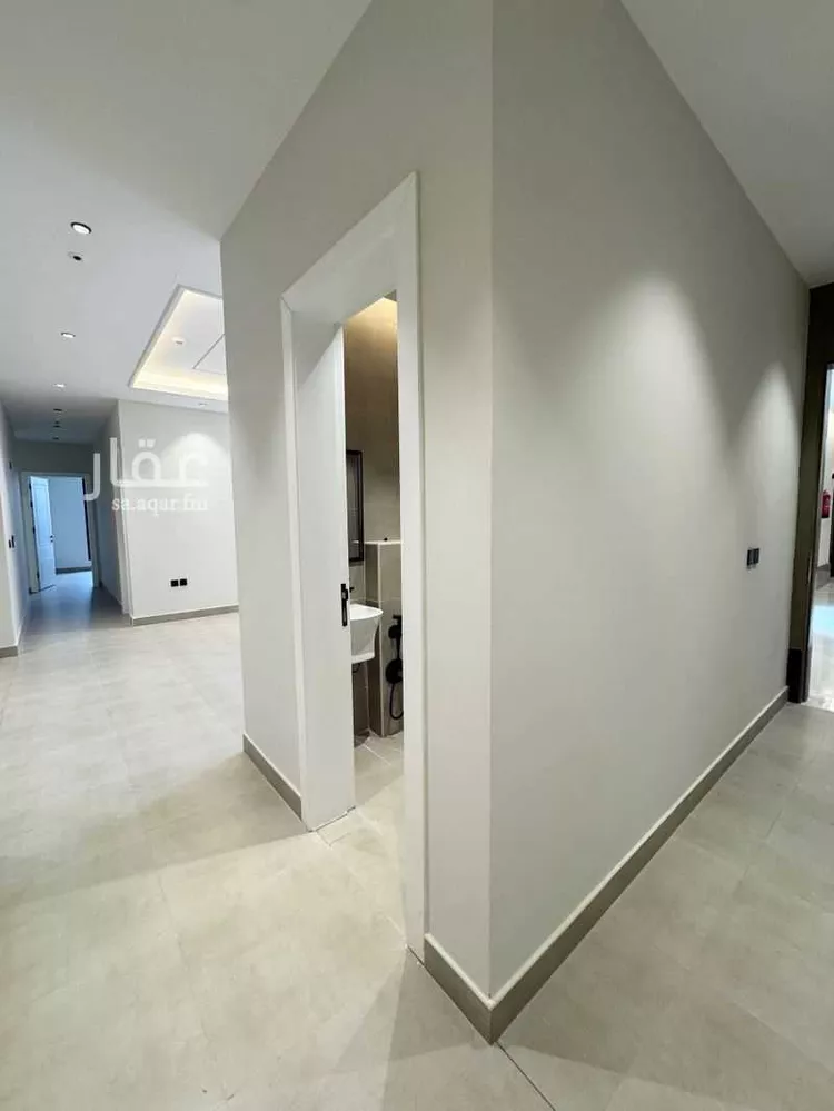 شقة للبيع في شارع القصر ، حي العارض ، الرياض ، منطقة الرياض صورة 3