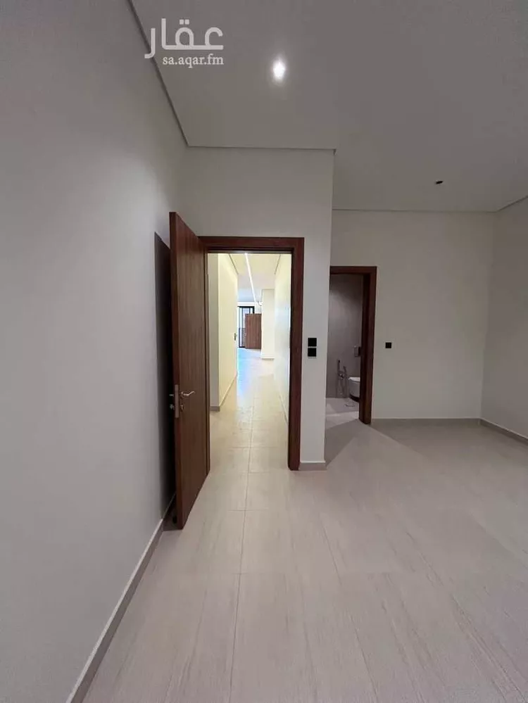 Floor for Sale in Riyadh Ar Rabie 7