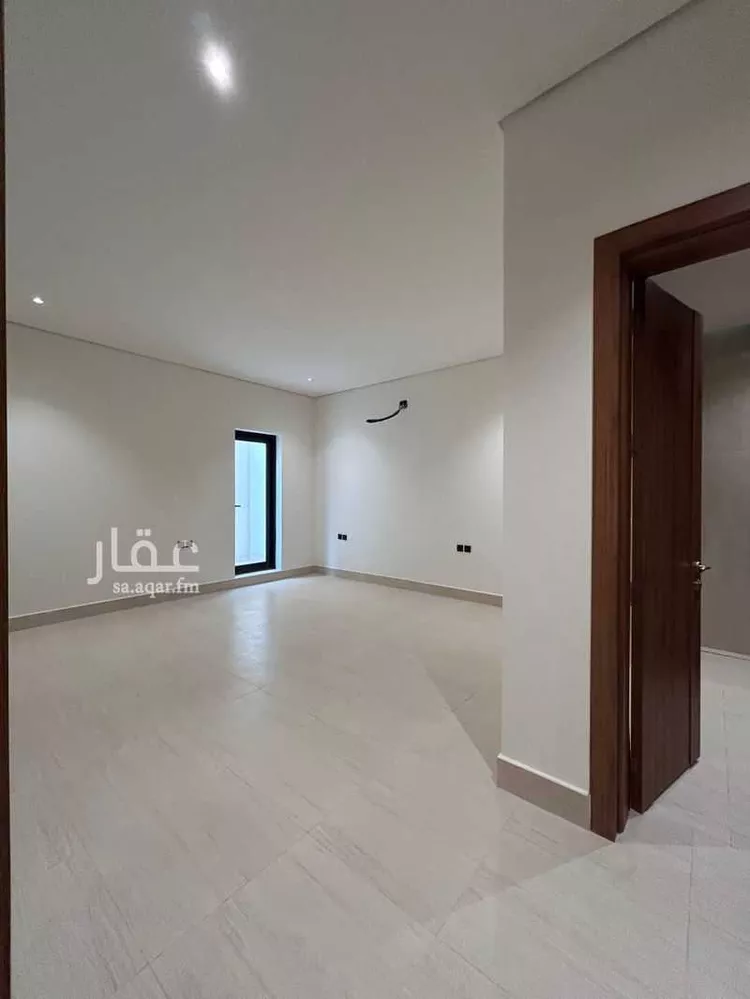 Floor for Sale in Riyadh Ar Rabie 6