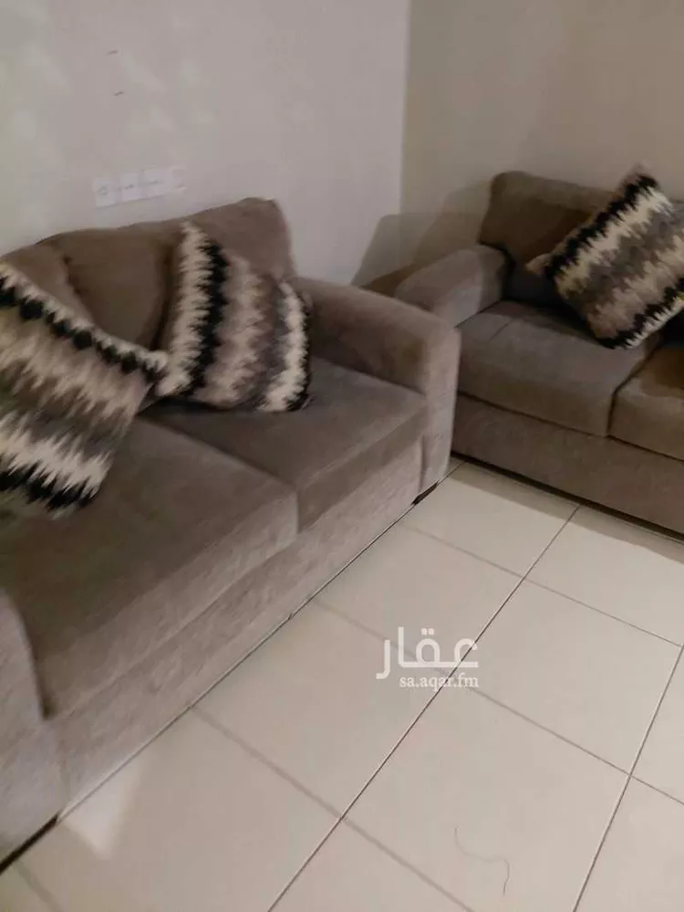 فيلا للإيجار في شارع ابي الفتوح البخاري, حي ظهرة البديعة, مدينة الرياض, منطقة الرياض صورة 2