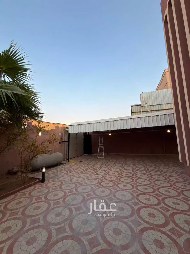 فيلا للبيع في شارع ابي الفتوح البخاري ، حي ظهرة البديعة ، الرياض ، منطقة الرياض صورة 3