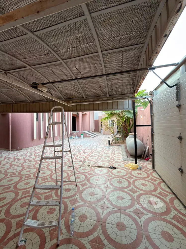 Floor for Rent in Riyadh Dhahrat Al Badi'ah 7