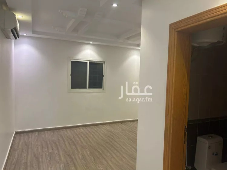 فيلا للبيع في شارع صافي النحوي, حي الرمال, مدينة الرياض, منطقة الرياض