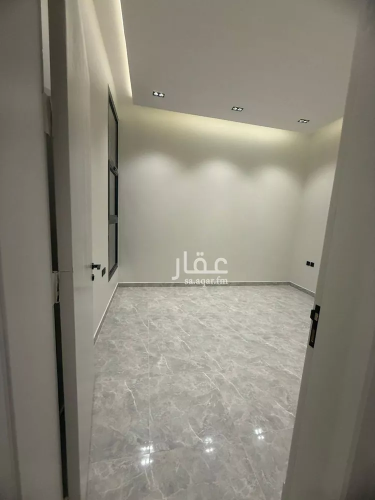 فيلا للبيع في شارع الخنساء, حي اليرموك, مدينة الرياض, منطقة الرياض صورة 4