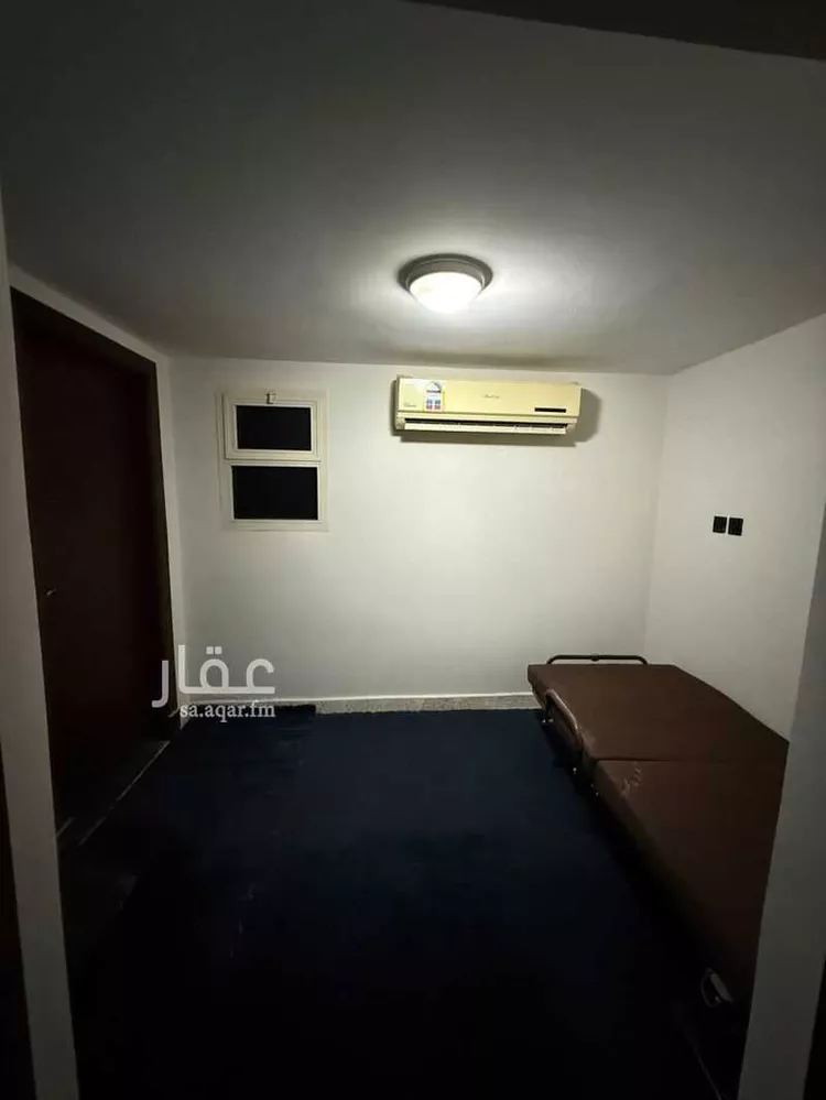 غرفة للإيجار في شارع شهيد الدين ثم الوطن ياسر حسب الله المو, حي الشهداء, مدينة الرياض, منطقة الرياض 2
