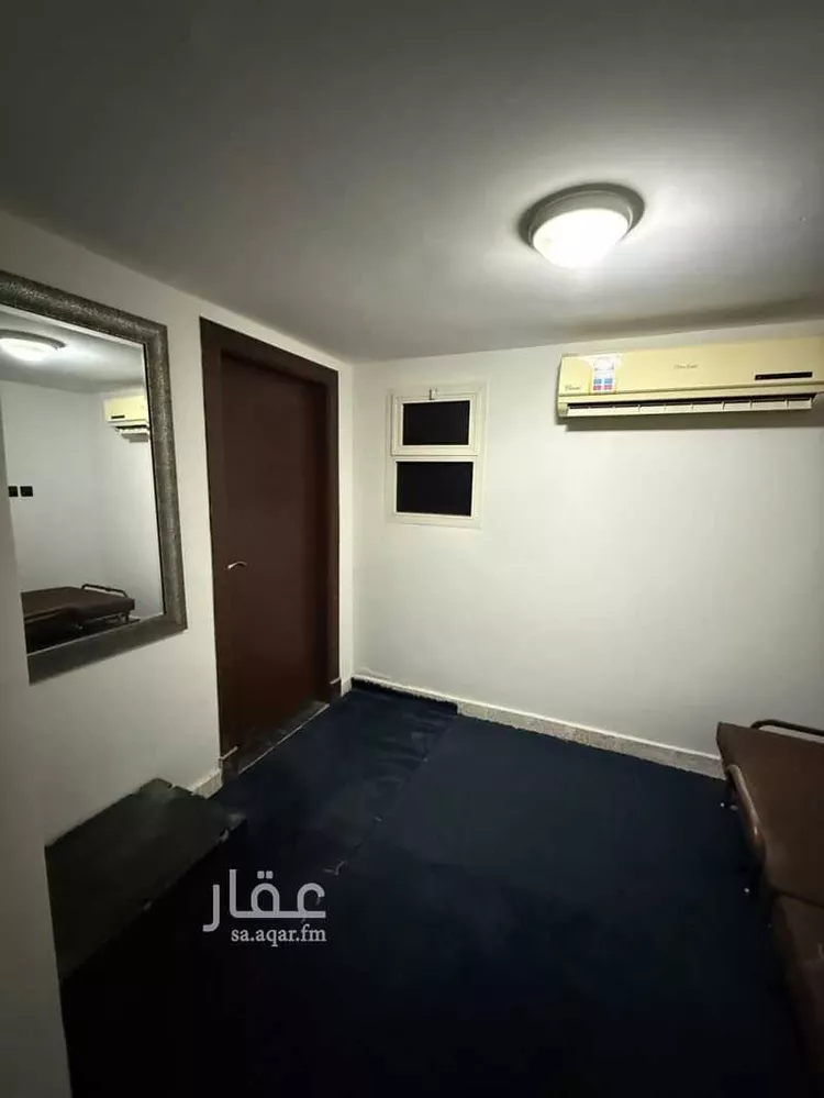 غرفة للإيجار في شارع شهيد الدين ثم الوطن ياسر حسب الله المو, حي الشهداء, مدينة الرياض, منطقة الرياض