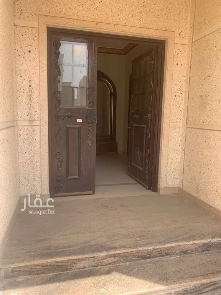 فيلا للبيع في شارع المحكمة, حي النزهة, مدينة الدمام, المنطقة الشرقية صورة 2
